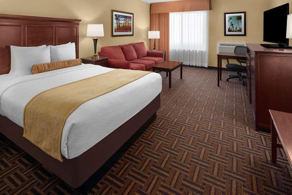 Best Western Plus Redondo Beach Inn Екстериор снимка